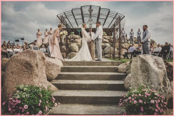 Minnesota outdoor wedding venue